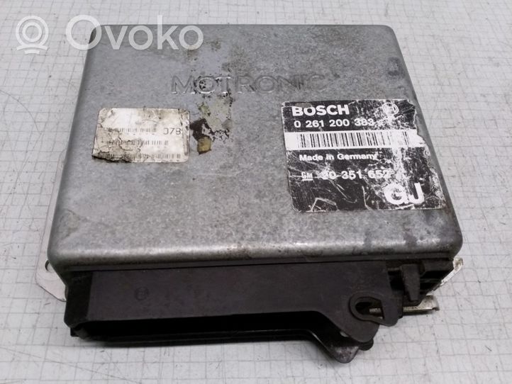 Opel Omega A Engine control unit/module 0261200383