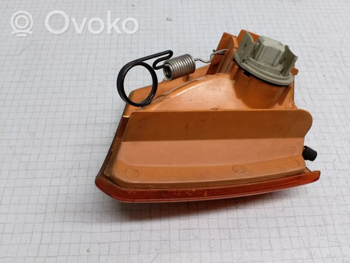 Ford Sierra Piloto intermitente delantero 046551