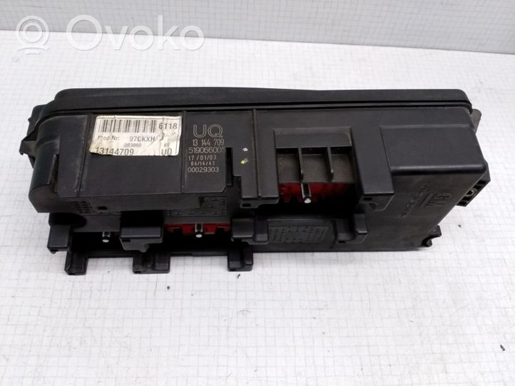 Opel Vectra C Modulo fusibile 460023260