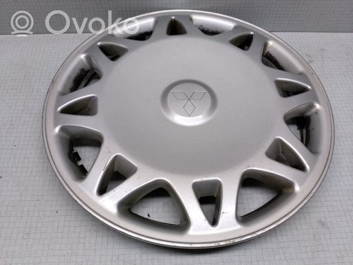 Mitsubishi Carisma R14 wheel hub/cap/trim 72107