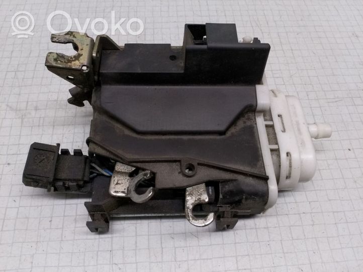 Audi A6 S6 C4 4A Etuoven lukko 4A1837015D