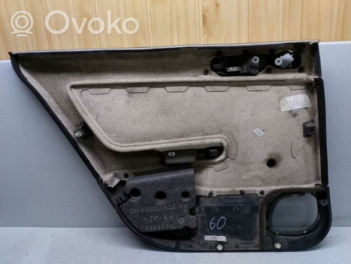 Opel Astra G Takaoven verhoilu 090561532LH