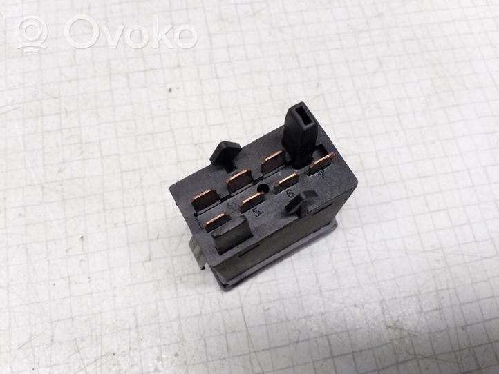 Audi 100 S4 C4 Hazard light switch 4A0941509