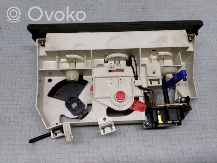 Audi A6 S6 C4 4A Panel klimatyzacji 