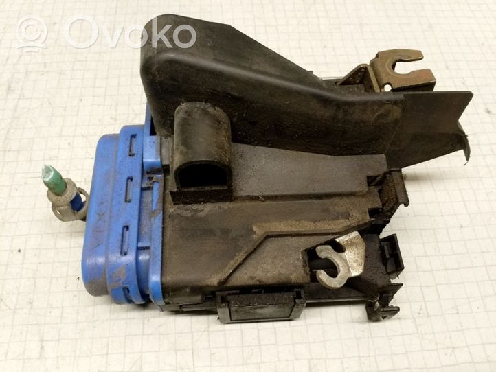 Audi A6 S6 C4 4A Cerradura de puerta trasera 8D0839016A