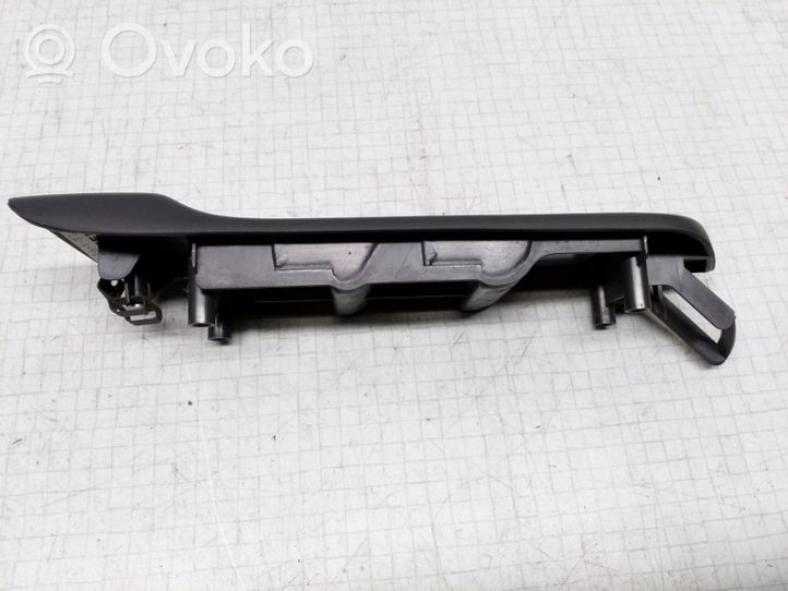 Nissan Primera Support bouton lève vitre porte avant 809612F0012