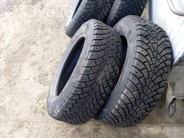 Volkswagen Golf IV Opony zimowe z kolcami R15 BFGOODRICH