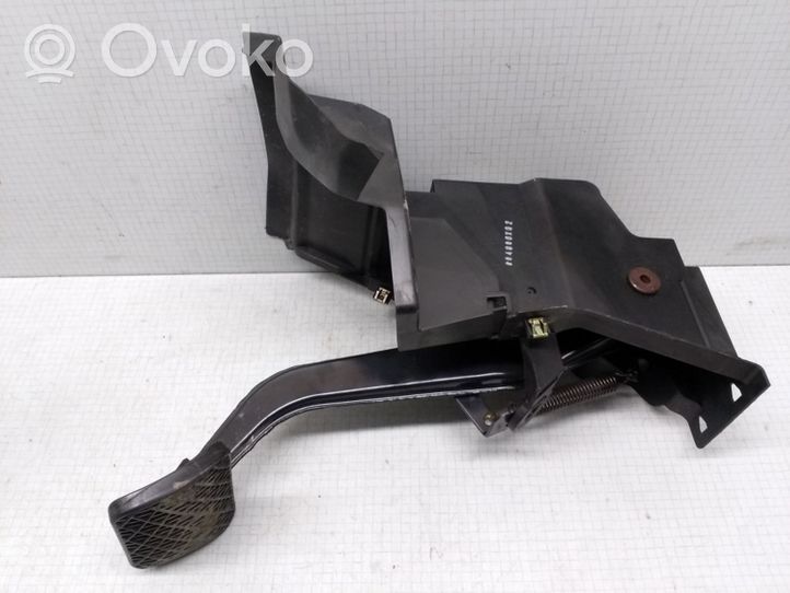 Mercedes-Benz C W203 Pedal de freno A2036890108