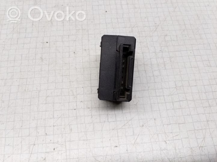 Audi A6 S6 C5 4B Interruttore di regolazione dell’illuminazione del quadro 4B0919093