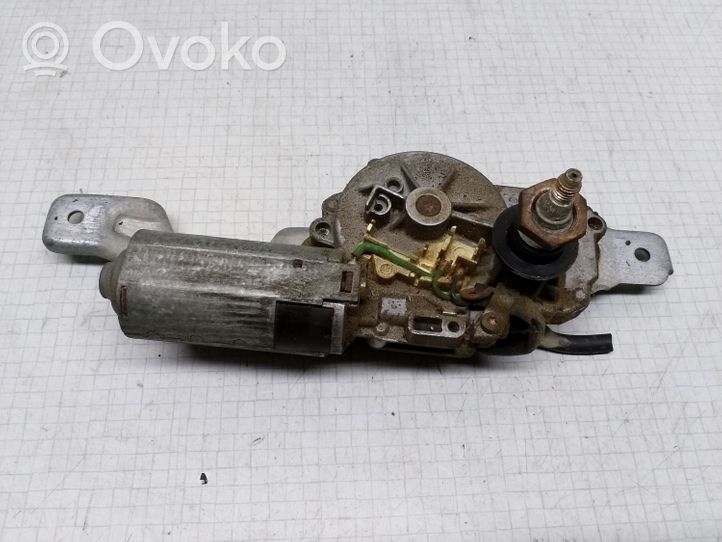 Volkswagen Golf III Moteur d'essuie-glace arrière 1H6955717