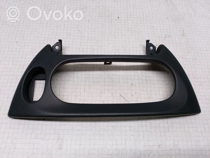 Renault Megane I Console centrale, commande chauffage/clim 7700841057