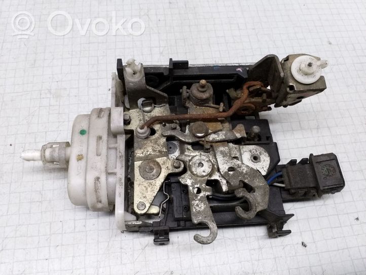 Audi A6 S6 C4 4A Etuoven lukko 4A1837016G