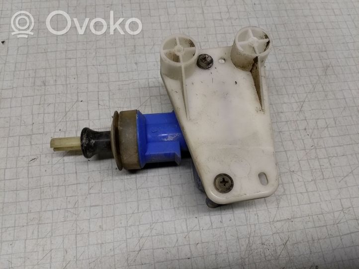 Audi 100 200 5000 C3 Motorino della chiusura centralizzata 893862153D