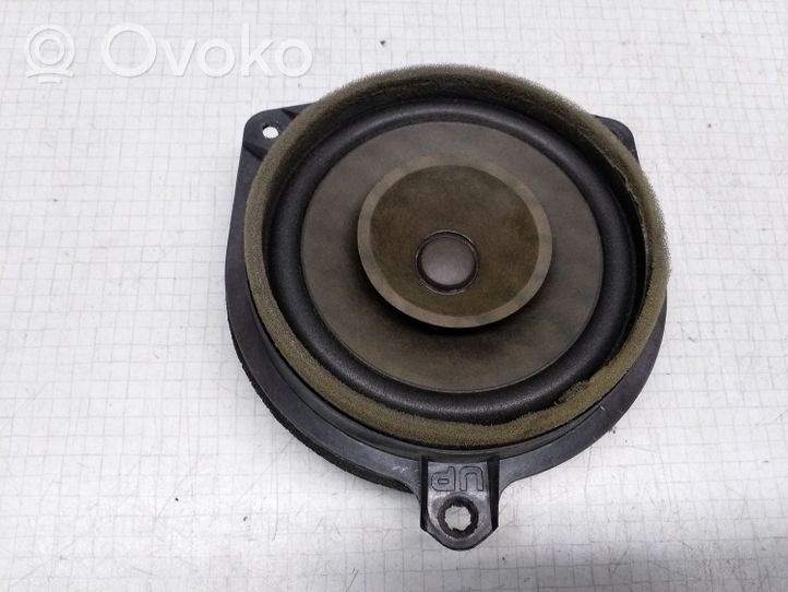 Toyota Corolla E110 Garsiakalbis (-iai) priekinėse duryse 8616005060