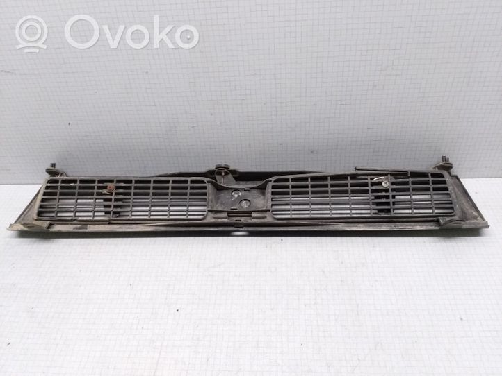 Seat Toledo I (1L) Maskownica / Grill / Atrapa górna chłodnicy 1L0853653