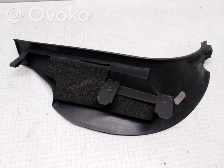 Renault Megane II Altro elemento di rivestimento sottoporta/montante 8200100395