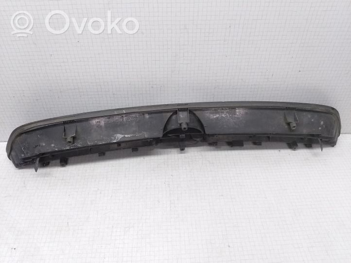 Opel Astra G Etupuskurin ylempi jäähdytinsäleikkö 90588120