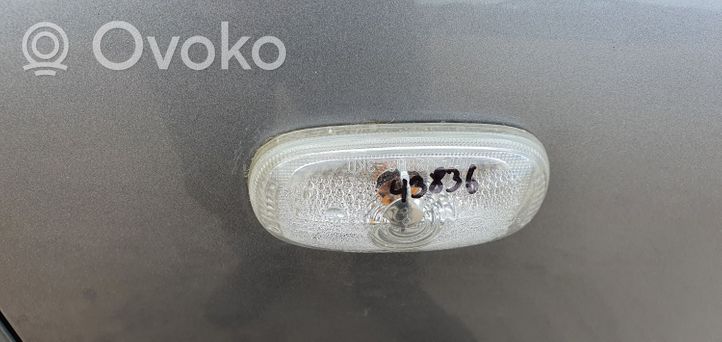 Hyundai Sonata Front fender indicator light 