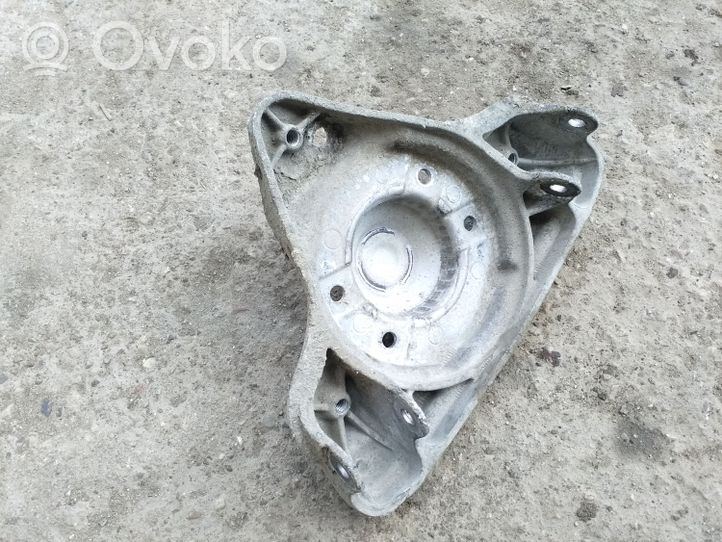 Audi A4 S4 B5 8D Inny element zawieszenia przedniego 