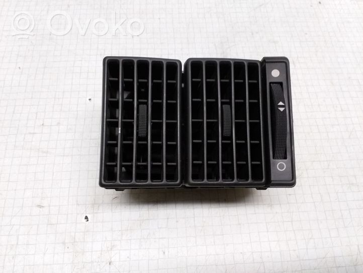 Audi 80 90 S2 B4 Garniture, panneau de grille d'aération latérale 8A1820902