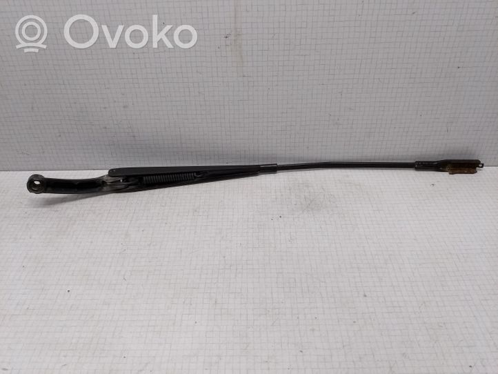 Volvo V70 Brazo del limpiaparabrisas delantero 30655615