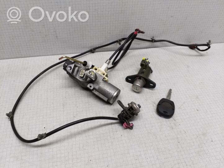 Nissan Almera N16 Aizdedzes ECU komplekts 8156AT