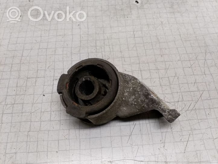 Opel Vectra B Staffa di montaggio del radiatore 90501020