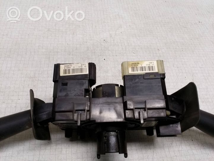 Opel Movano A Leva/interruttore dell’indicatore di direzione e tergicristallo V7700354626