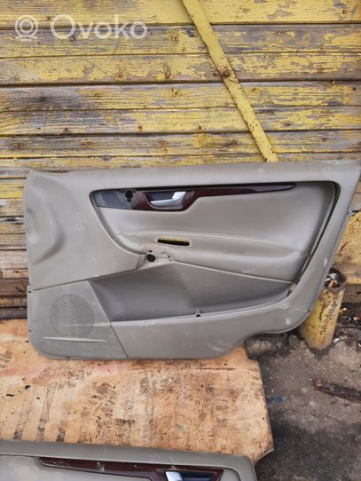 Volvo V70 Rivestimento del pannello della portiera anteriore 39965084