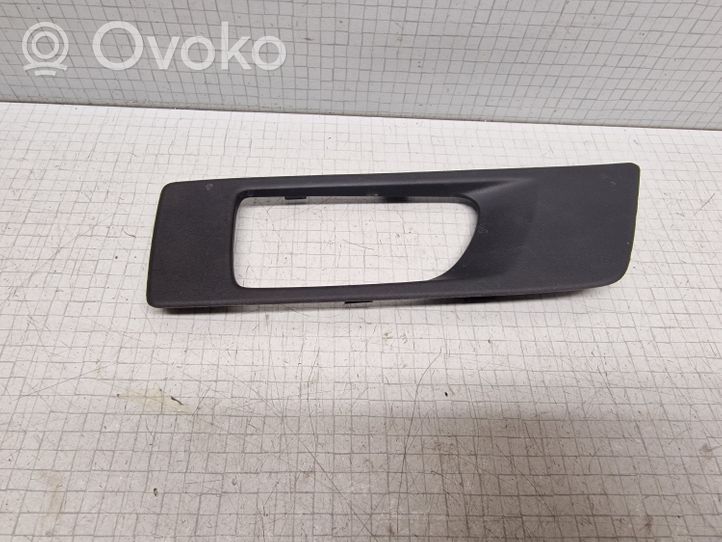 Subaru Outback Inne elementy wykończeniowe drzwi przednich 94236AJ03A