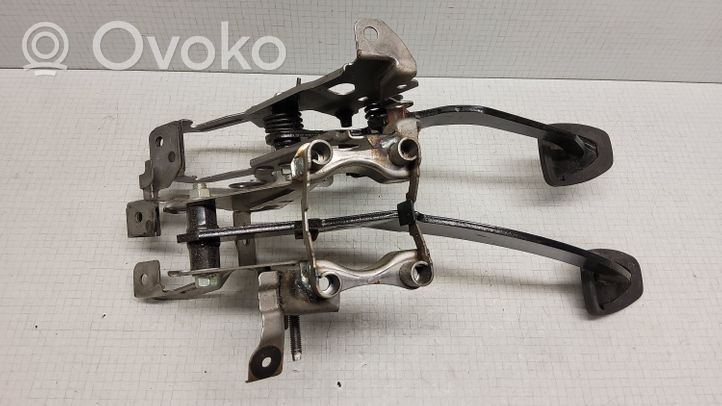 Subaru Outback Assemblage pédale 005214A