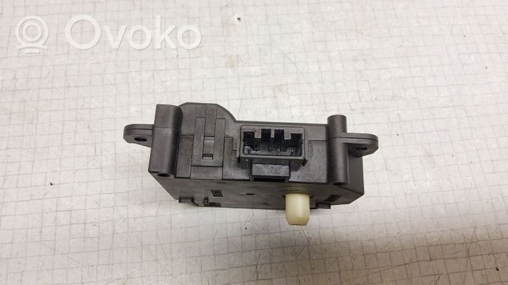 Subaru Outback Silniczek nagrzewnicy 1138002340