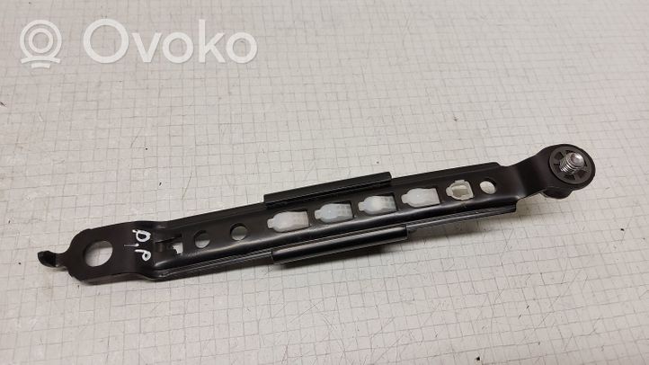 Subaru Outback Rail de réglage hauteur de ceinture de sécurité D526001