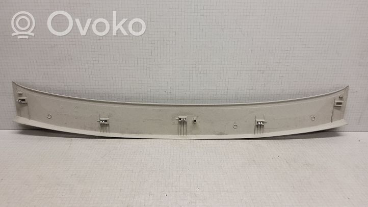 Volkswagen Polo Muu kynnyksen/pilarin verhoiluelementti 6Q6867617C