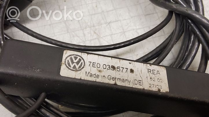 Volkswagen Transporter - Caravelle T5 Antena radiowa 7E0035577