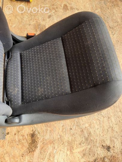 Volkswagen Sharan Second row seats 