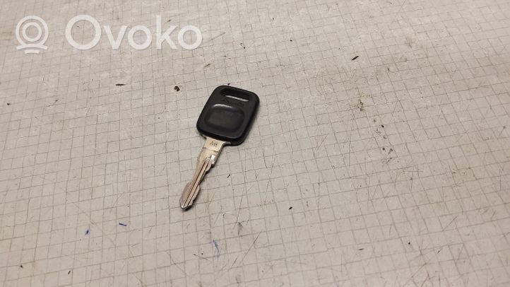 Audi 100 200 5000 C3 Užvedimo raktas (raktelis)/ kortelė 