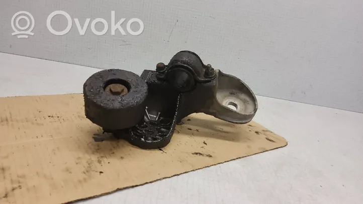 Audi A4 S4 B6 8E 8H Mocowanie stabilizatora osi przedniej 8E0199351C