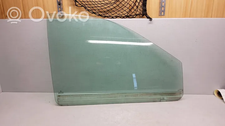 Chrysler Voyager Front door window glass four-door 