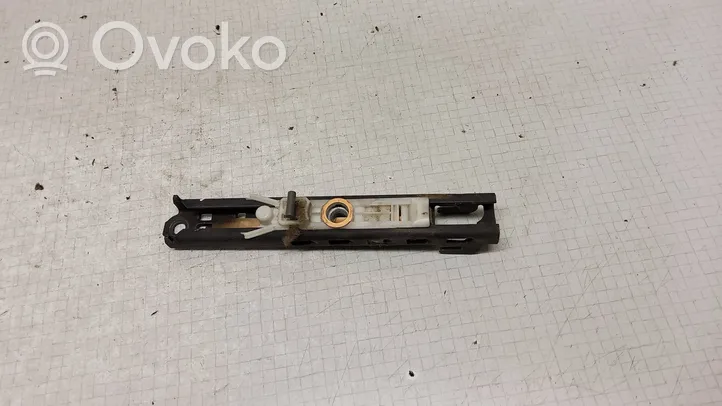 Volkswagen Golf III Rail de réglage hauteur de ceinture de sécurité 1H0857819