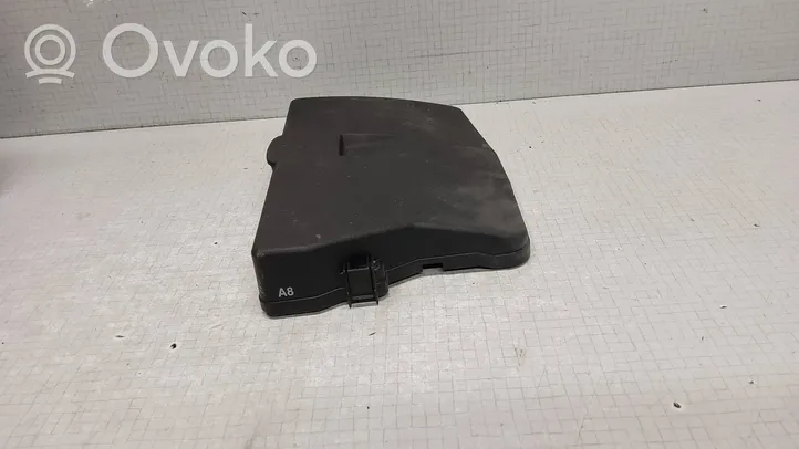 Toyota Verso Coperchio scatola dei fusibili 8266205150