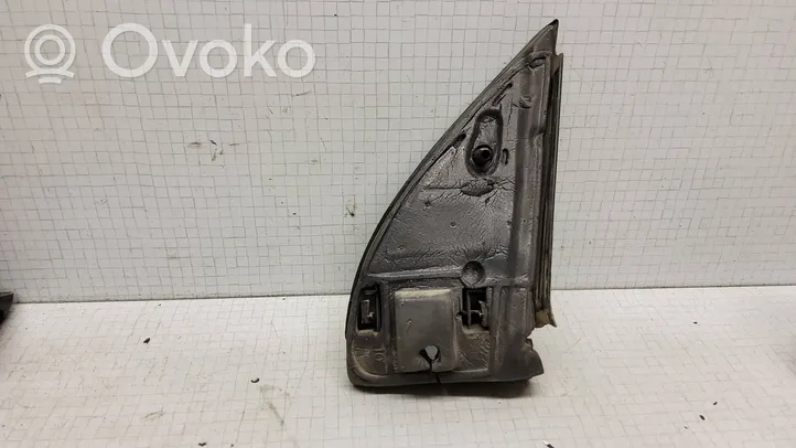 Volkswagen Vento Cita veida salona detaļa 1HO837993