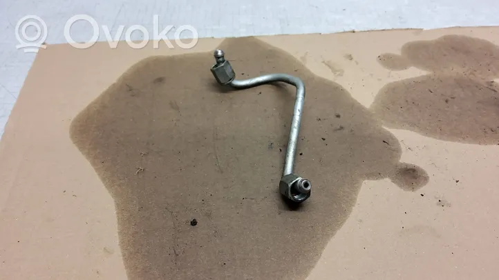 Toyota Verso Tuyau d'alimentation d'injecteur de carburant 