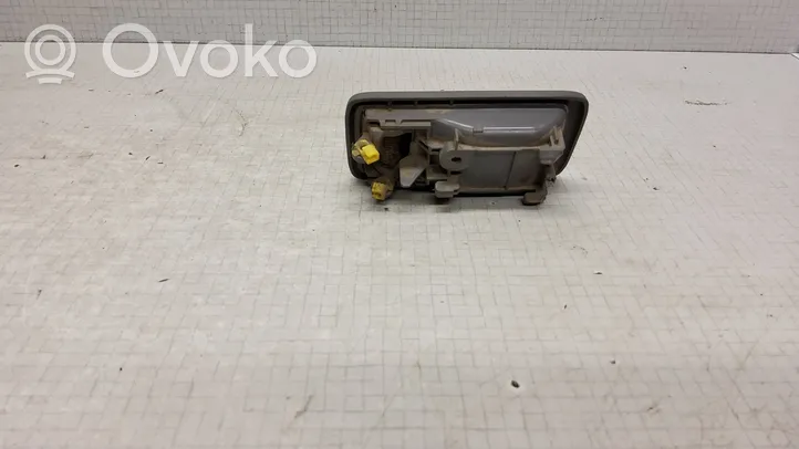 Toyota Yaris Verso Takaluukun sisävapautuskahva 6927710020