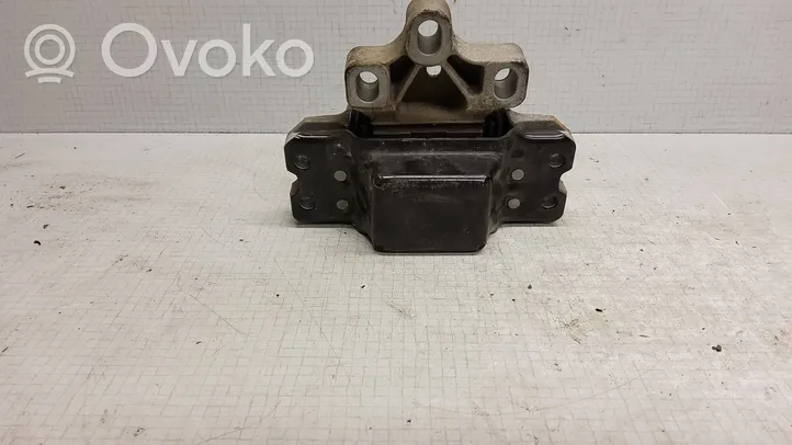 Volkswagen Caddy Engine mount bracket 1K0199555