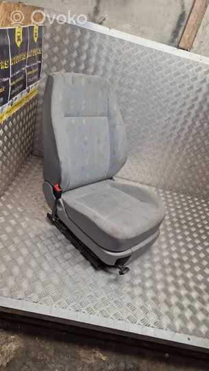 Volkswagen Caddy Priekinė keleivio sėdynė 