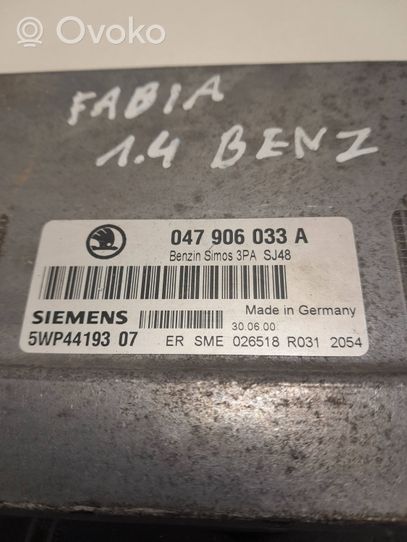 Skoda Fabia Mk1 (6Y) Sterownik / Moduł ECU 047906033A