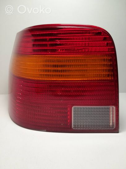 Volkswagen Golf IV Lampa tylna 