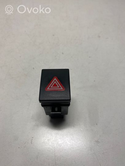 Volkswagen Polo IV 9N3 Hazard light switch 6Q0953235A