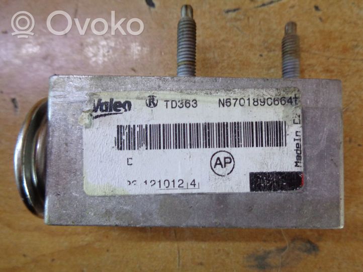 Peugeot 508 Air conditioning (A/C) expansion valve 52361690